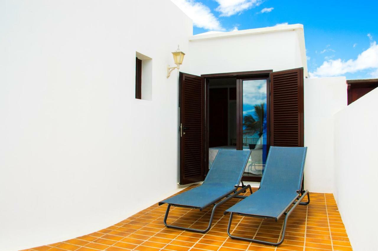 Villa La Concha Playa Honda  Exterior photo